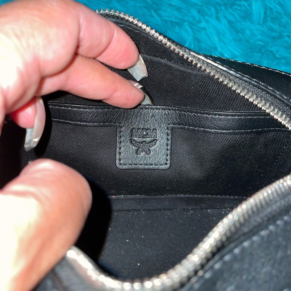 MCM Klara crossbody - Picture 3 of 11